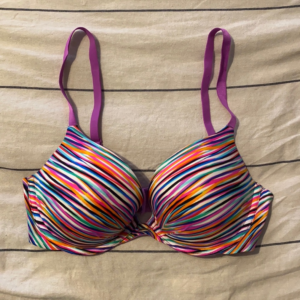 Victoria’s Secret Plunge Bra